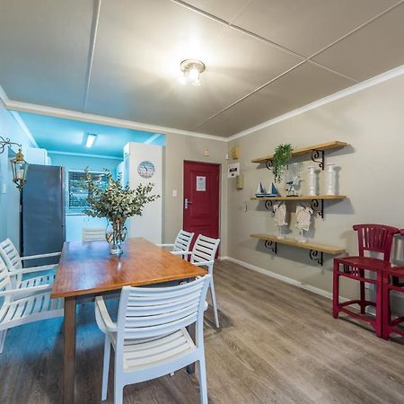Beacon Wharf , George Hay 6 Seafront Accommodation モーセル・ベイ エクステリア 写真