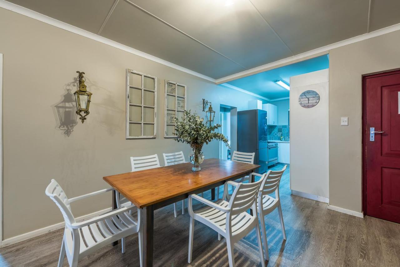 Beacon Wharf , George Hay 6 Seafront Accommodation モーセル・ベイ エクステリア 写真