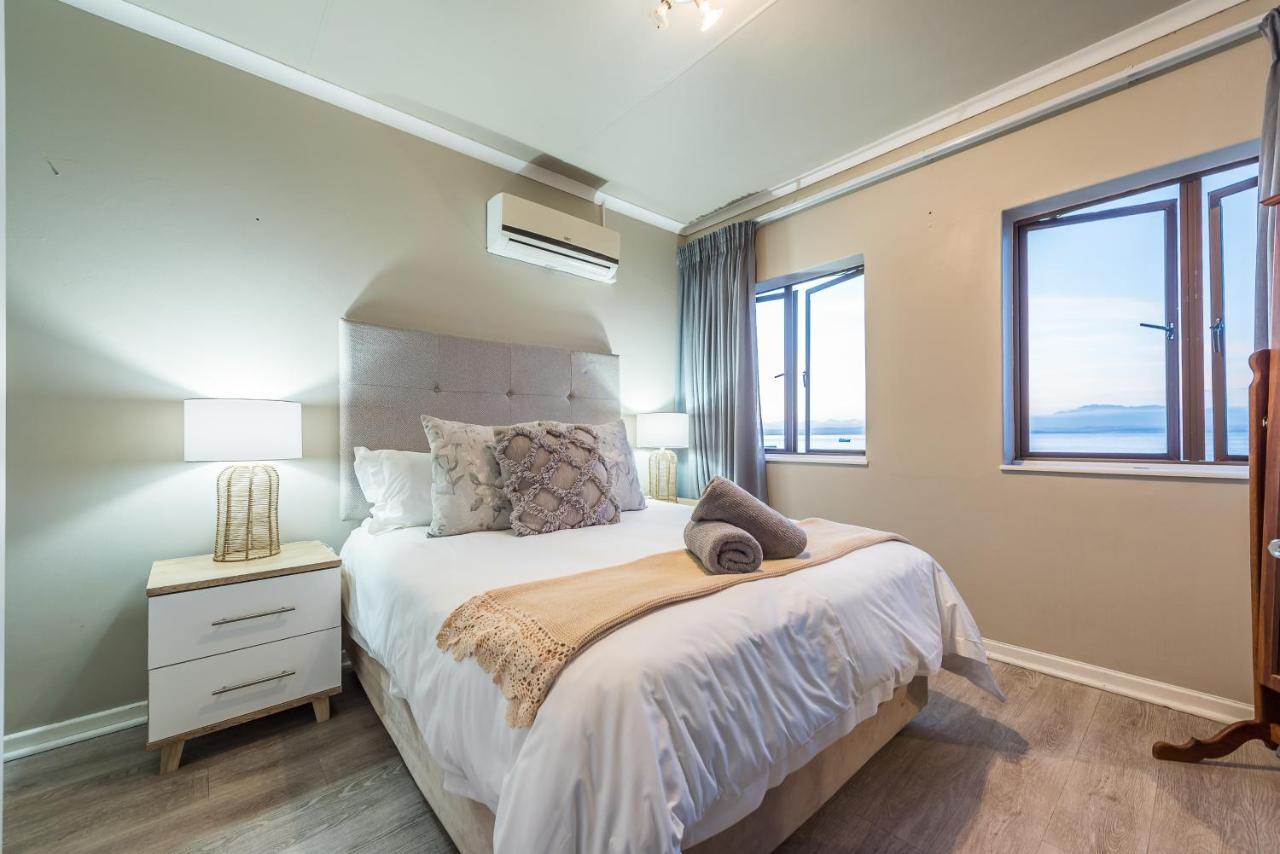 Beacon Wharf , George Hay 6 Seafront Accommodation モーセル・ベイ エクステリア 写真